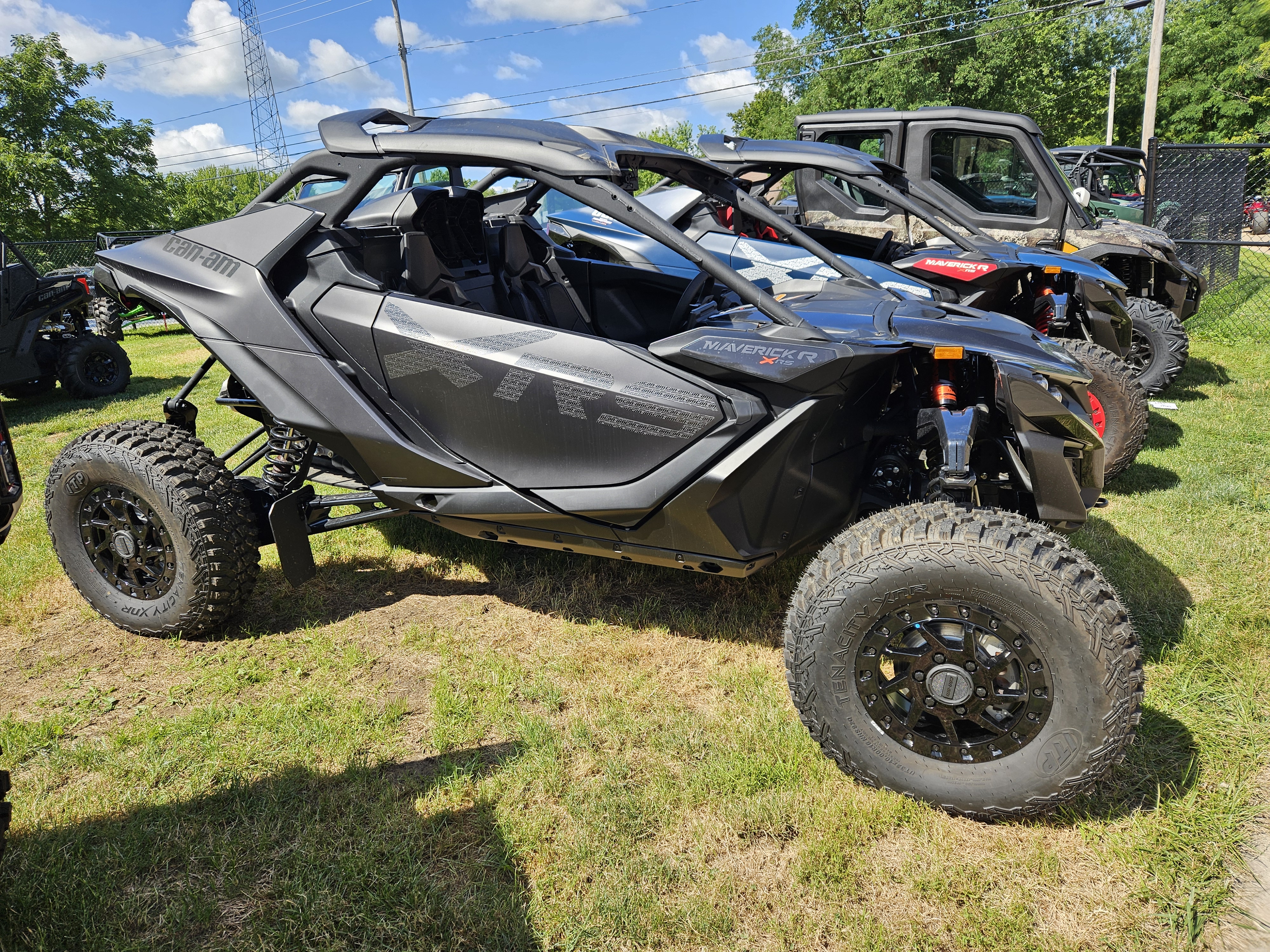 2026 Can-Am Maverick R X RS 999T DCT Side x Side