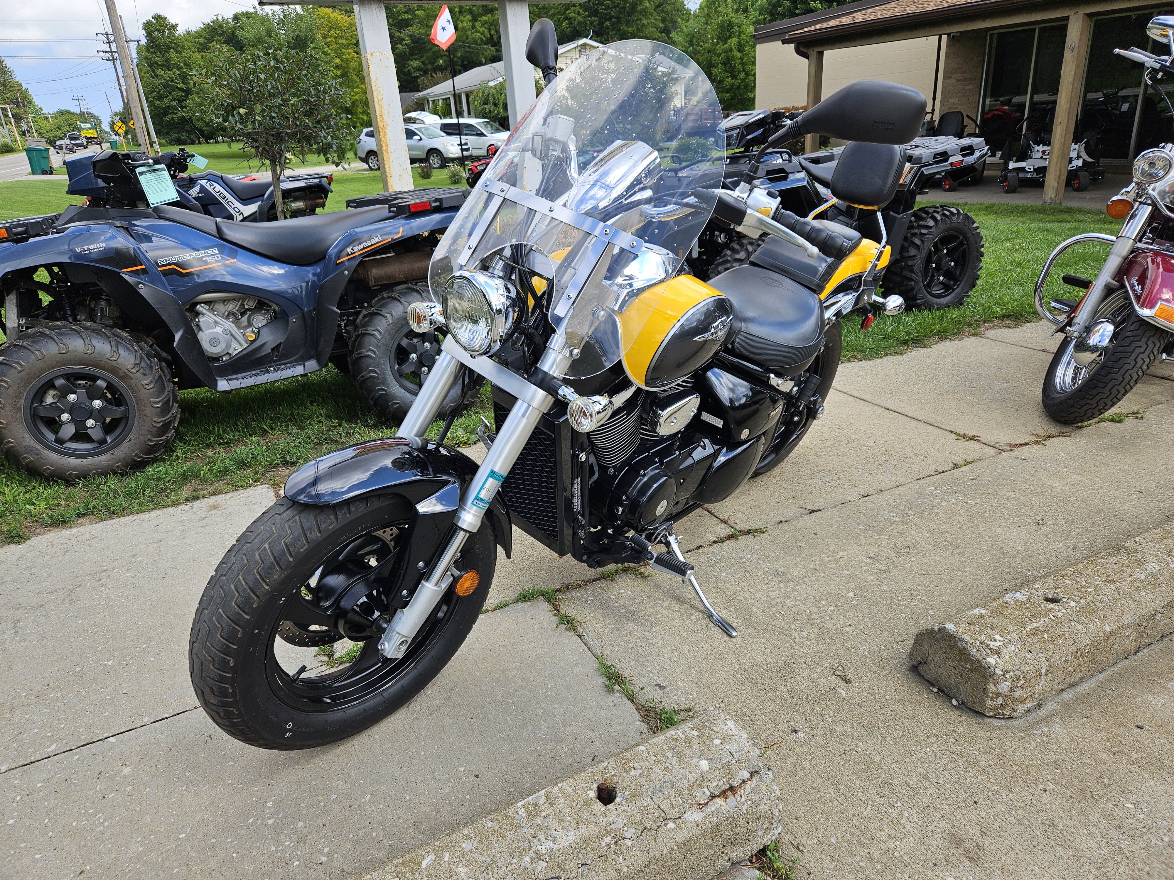 2008 Suzuki BOULEVARD Motorcycle