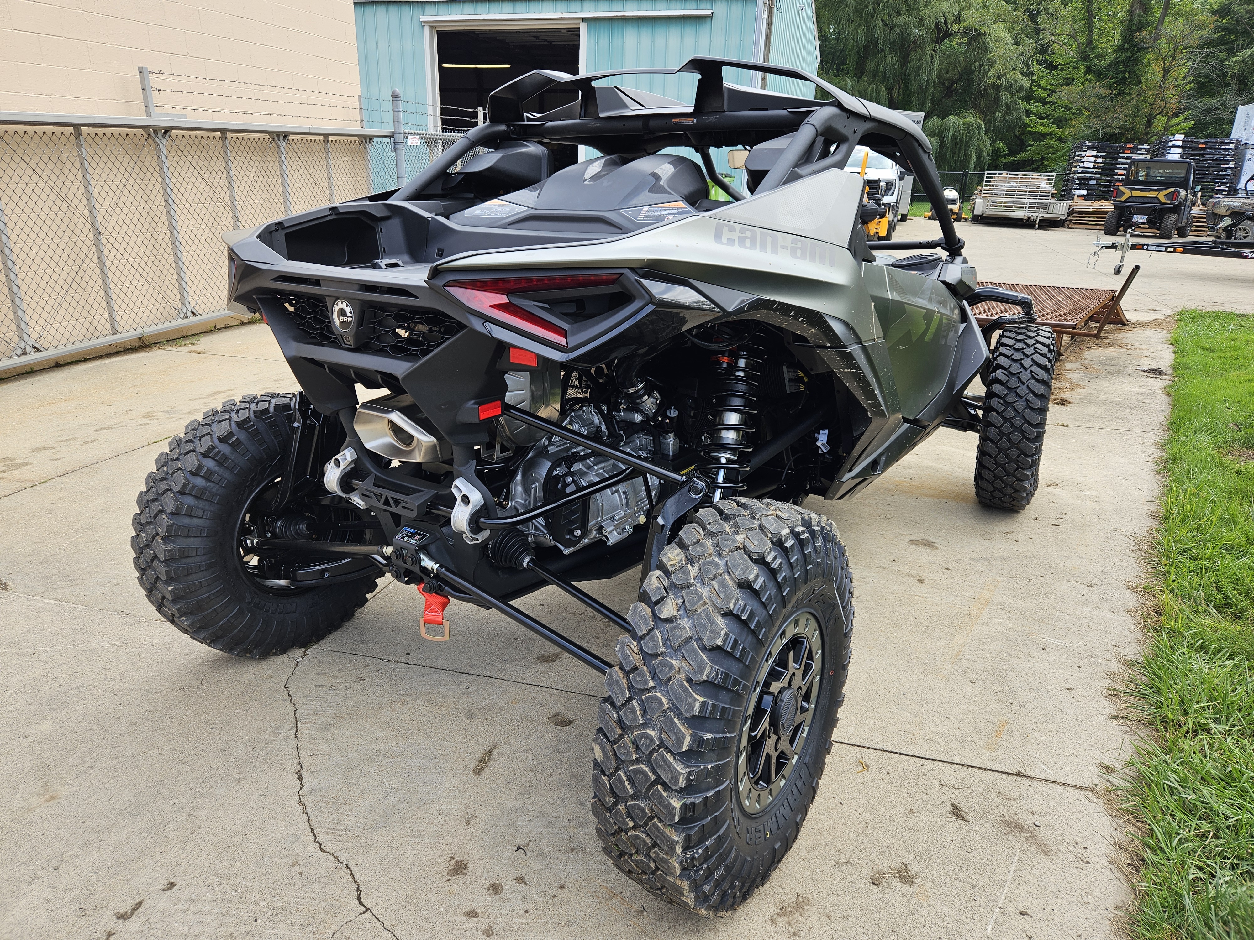 2026 Can-Am Maverick R X rc Side x Side