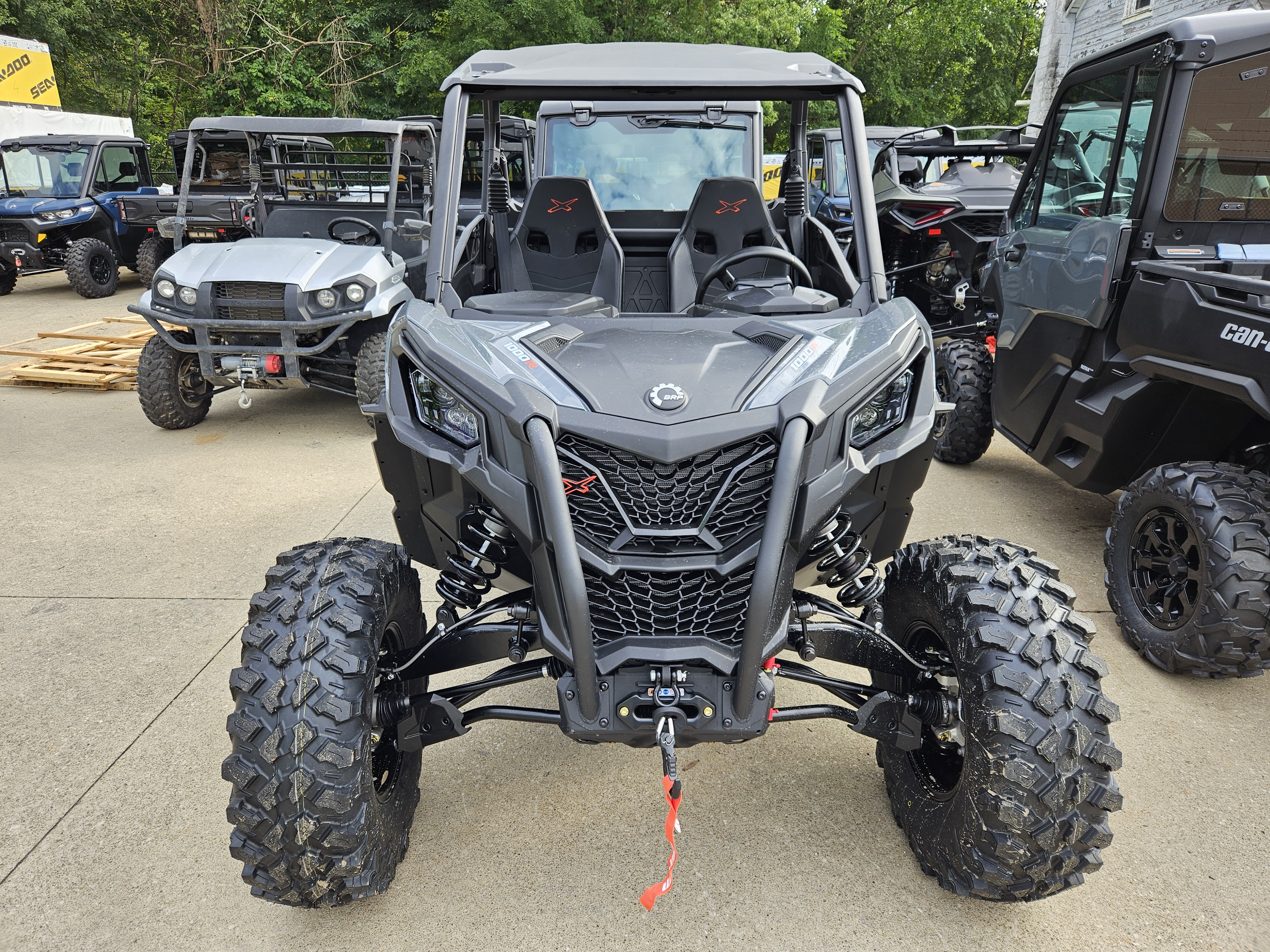 2027 Can-Am MAVERICK SPORT X Side x Side