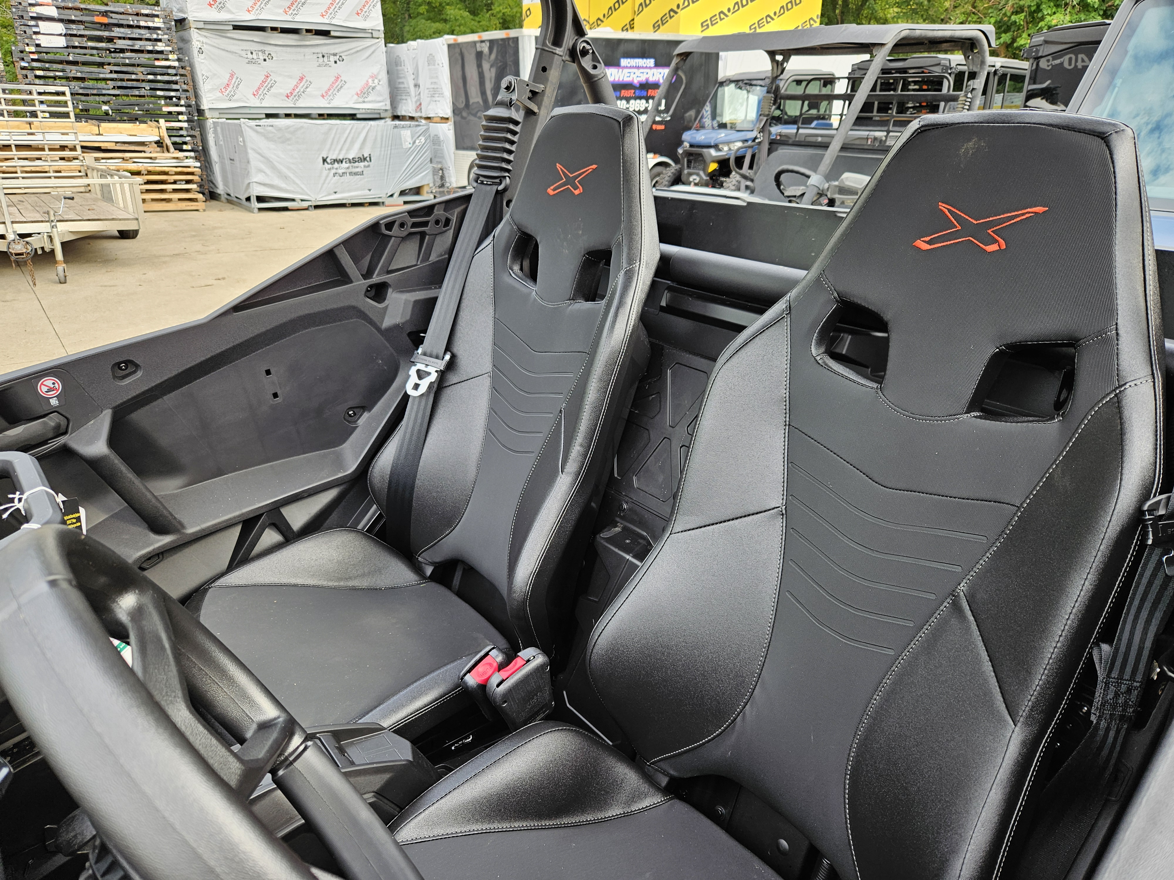2027 Can-Am MAVERICK SPORT X Side x Side